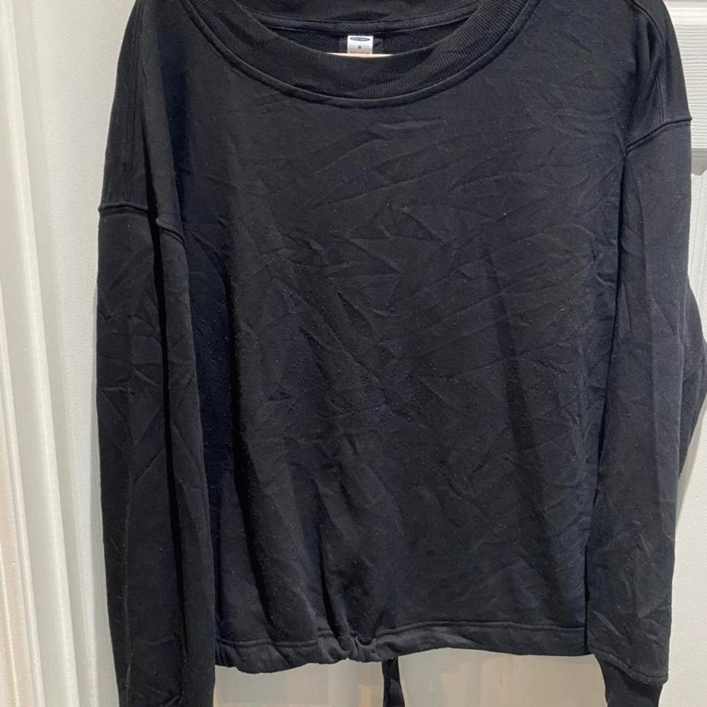 Old Navy Womens black cinched tie hem sweatshirt . Size M